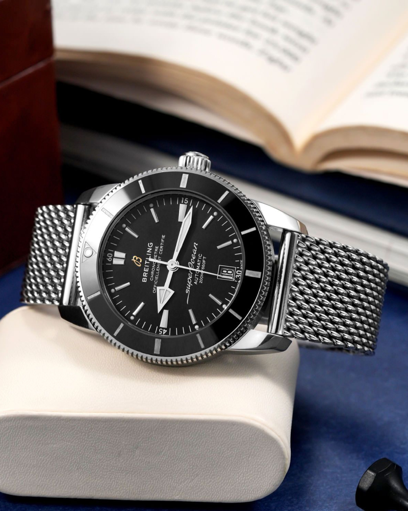 Breitling AB2010121B1A1