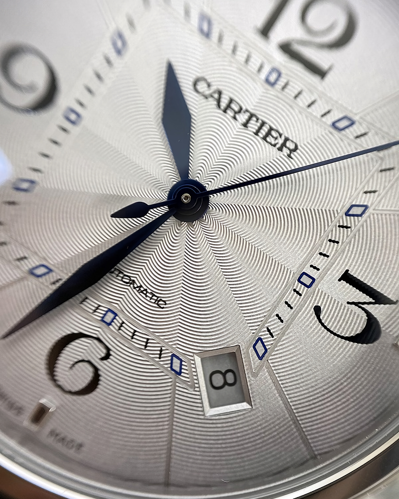 Часы  Pasha de Cartier