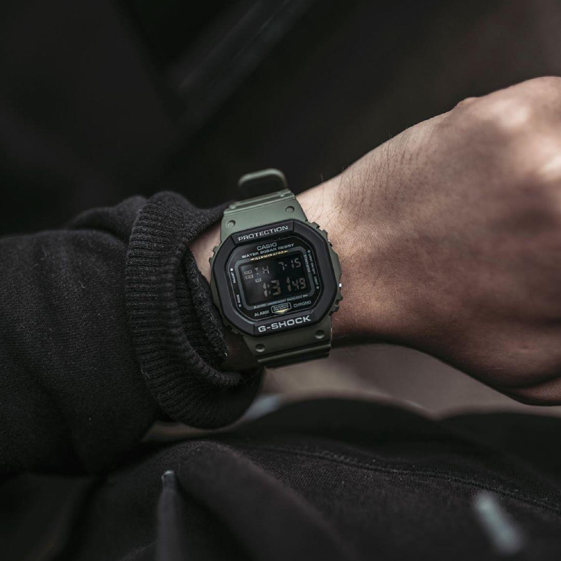 Casio DW-5610SU-3 (ER/DR)