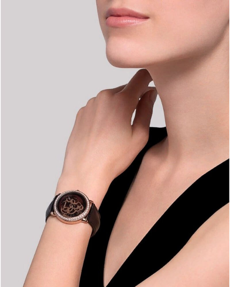 Часы  Panthere de Cartier