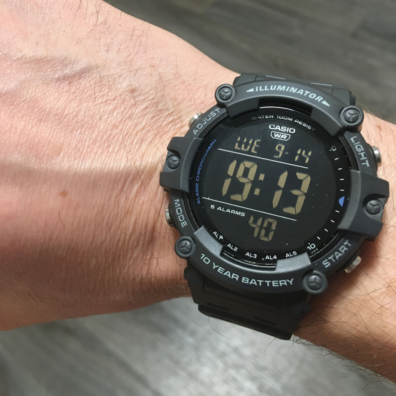 Casio AE-1500WH-8BVEF