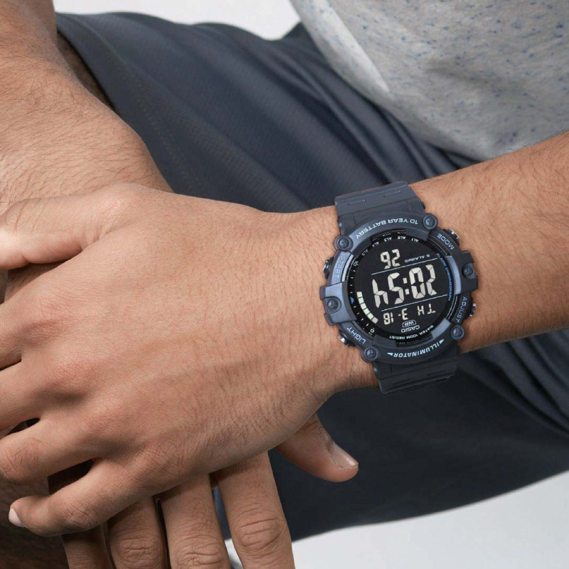 Casio AE-1500WH-8BVEF