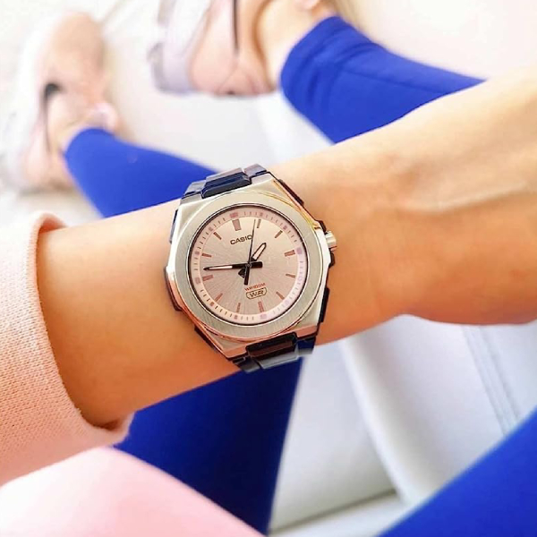 Casio LWA-300H-2EVEF