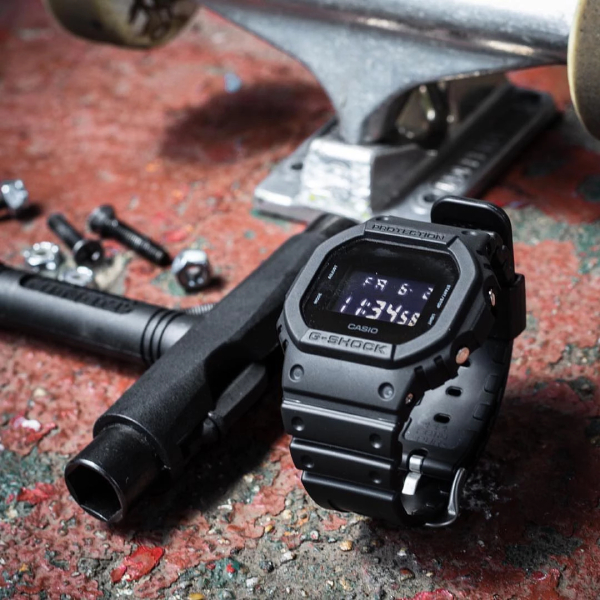 Casio DW-5600BB-1
