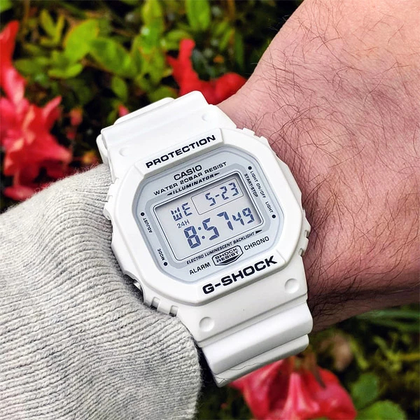 Casio DW-5600MW-7