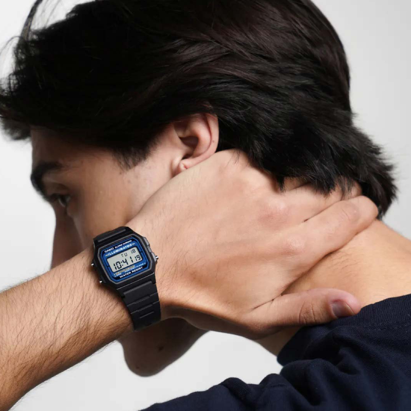Casio F-105W-1A (1572)