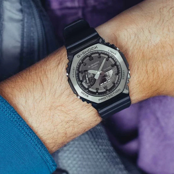 Casio GM-2100BB-1A