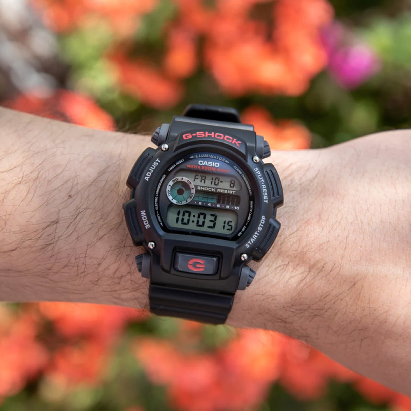 Casio DW-9052-1V