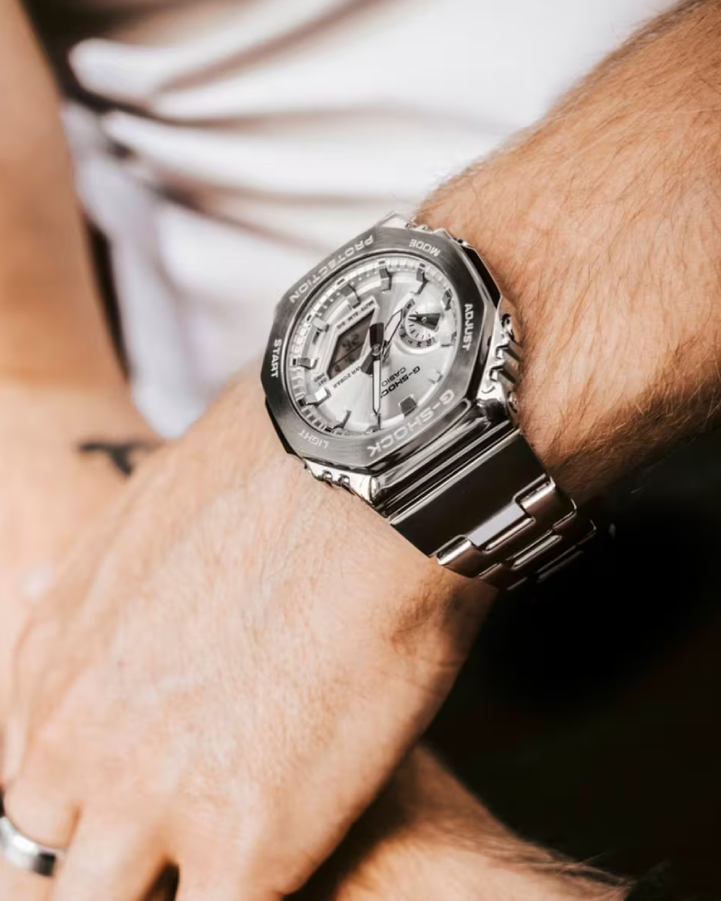 Casio GM-2110D-7A