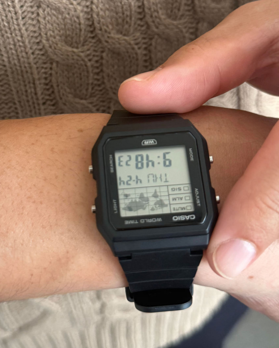 Casio LF-30W-1A